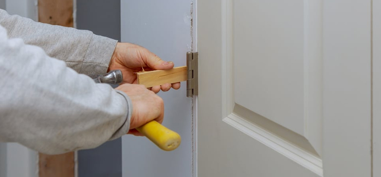 fiberglass entry door repair in Quartz Hill